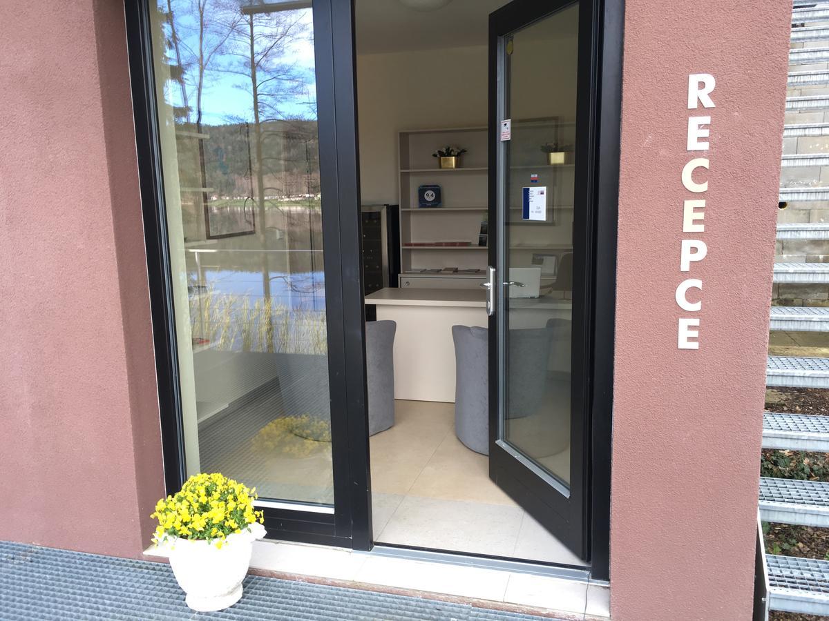 Apartmany Bella Vista Lipno Frydava ภายนอก รูปภาพ