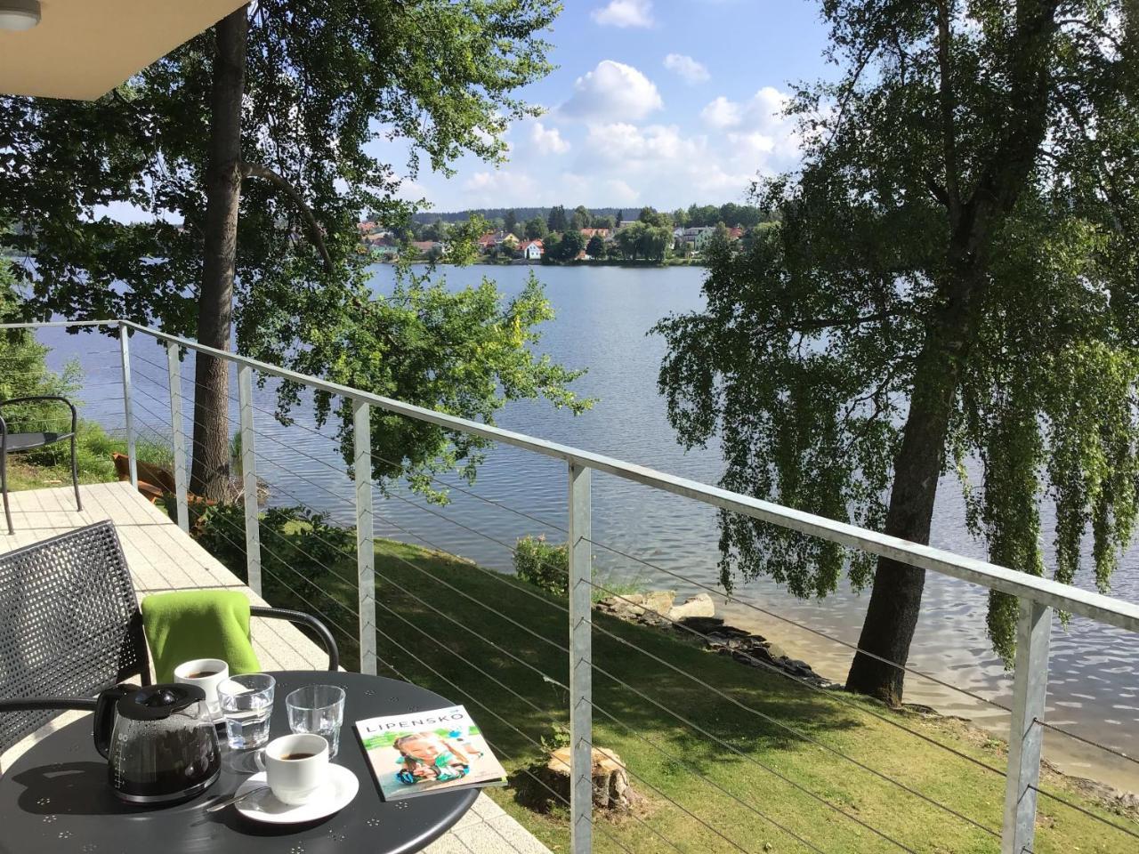 Apartmany Bella Vista Lipno Frydava ภายนอก รูปภาพ